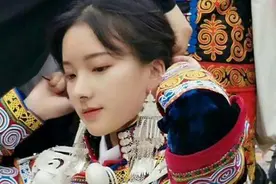 旅行新去处，中国仅2.3万人口的“黑牙”基诺族女孩有多美？图片