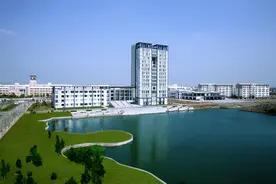 湖南一次性将8所高校合并为3所，学生：我的母校去哪儿了？图片