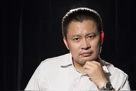 十年砍柴、张宏杰访谈之二：帝国官场生态下的清官与贪官图片