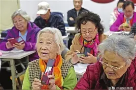 人老心不老 越学越快乐（图）图片