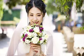 第二章 她回来了图片