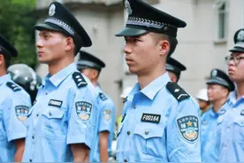 同样都是穿警服，辅警和协警的差距不是一星半点，希望你没选错图片