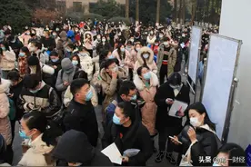 为什么这届年轻人都去考公务员了？图片