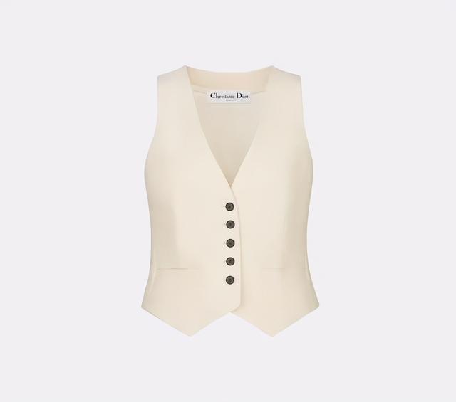 女明星秋季撞衫的第一件单品，我再也不说它鸡肋了