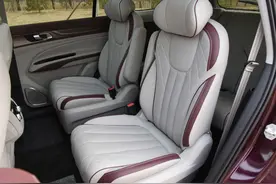 7座SUV更实用，6座SUV更舒适，谁才是市场主流？图片