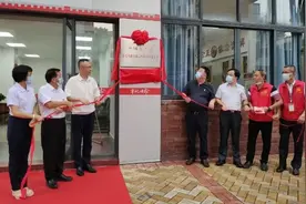 万江阳光海岸小区：“党建+物管”打通服务群众“最后一百米”图片