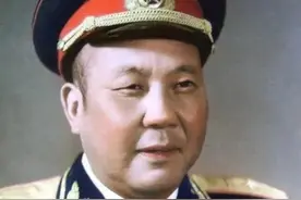 中国"炮神"赵章成：炮弹里放辣椒面，一人打出3个排的输出图片