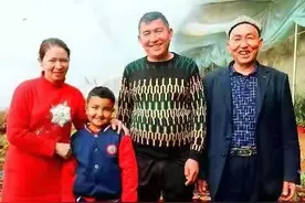 喜讯捎给总书记〡新疆疏附县阿卜都克尤木·肉孜一家：日子每天都是新的 幸福牢牢握在手中图片