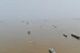 江苏这个工程难度有点大，高速公路+铁路，是一座复合型过江隧道图片