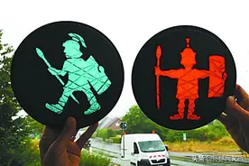 德国各地“红绿灯小人”有故事图片