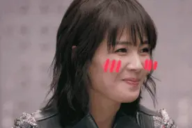 安迪恋爱秒变少女，甜美系穿搭超减龄图片