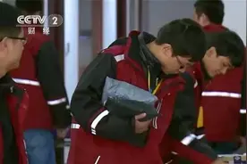 派送量增多 快递小哥收入不增反降？记者调查揭开背后真相图片