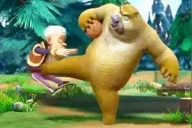 熊出没：光头强和熊二打篮球，熊二犯规一脚把光头强踢飞了