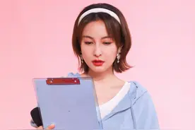 星探饶雪漫的11个书模：有人成影后，有人家暴被拘留，只有他没火图片
