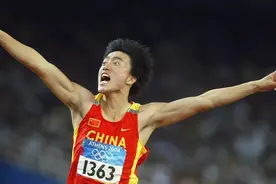 神奇的传承！中国奥运第一人1983年去世110天之后，刘翔出生了图片
