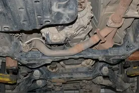 怪兽修车：翻新“残损不堪”的二手霸道LC150，满血复活变新车图片