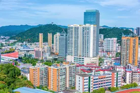 十堰和二汽到底是什么关系？很多人没搞懂，具体分析如下图片