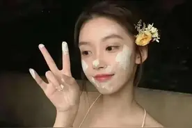 王思聪评论半藏森林泳衣照：不怪男人图片
