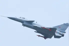 浅谈中国空军战术，高低搭配完美，四代战机拔尖图片