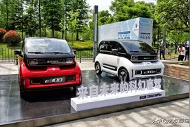 时尚、科技的城市代步好选择，苑叔聊新宝骏E300图片