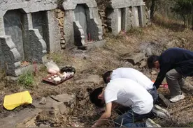 老祖宗忠告：“上坟莫带烟，鳏寡挑红灯”，上坟不能带烟？在理吗图片