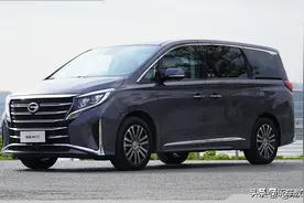 电子挡把+全液晶仪表盘，试完全新传祺M8我只想躺在第二排图片