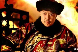 乾隆一生写诗四万首，只有一首入选课本，点睛之句还是别人写的图片