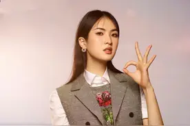 华为千金姚安娜出道不被看好，时尚但毫无辨识度，着实差了点味道图片