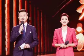 春妮刚强罕见秀恩爱！一婚被家暴、和郭德纲被传谣，今幸福惹人羡图片