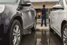 网约车司机，比外卖骑手困得更深图片