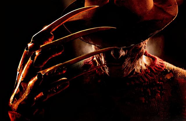 《弗莱迪大战杰森》:鬼王互殴 大尺度的怪物宇宙爽片