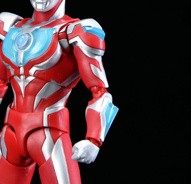 78官测：万代 SHF 银河奥特曼