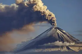 专家预测：富士山可能会大爆发！火山会导致日本岛沉没吗？图片