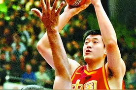 小队说事 | 国家男篮主力前锋为何一度被CBA“拒之门外”？图片