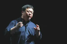 开会发言紧张、结巴咋办？记住这三个要点，同事掌声不断领导认可图片