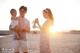 糕妈：我们来三亚了！带上这些衣服，随手就能拍大片图片