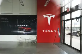 特斯拉全国统一维保，靠什么赚钱？图片