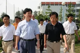 大当家离职足协外援政策迟迟不公布 鲁能下赛季前景蒙上一层阴影图片