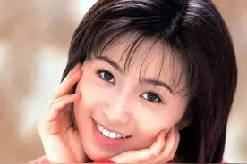 酒井法子：从玉女到与和尚同居网上“乞讨”，令人可怜又可叹图片