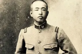 石原莞尔，被誉为“日本唯一的战略家”，曾笑称：张学良很好对付图片