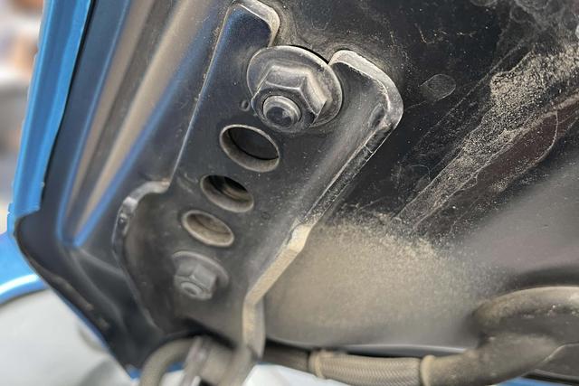 报价100W的兰博基尼盖拉多俩人排队购买？客户：先来后到