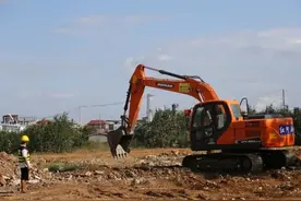 蒙自引进建筑垃圾收集处理新模式图片