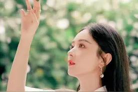 赵丽颖校园女神！!美丽学姐图片