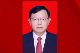 黄冈市红安县选举产生新一届县人民政府领导班子 胡广当选为县长图片