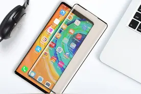 裸机美感全屏绽放，华为Mate 30 Pro钢化膜推荐图片