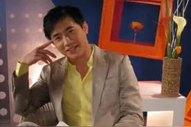 《外来媳妇本地郎》康祈耀扮演者彭新智，他与康祈宗的深厚兄弟情图片