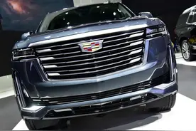 通用旗下最强SUV，全新凯雷德长轴版亮相，车长超过5.7米图片