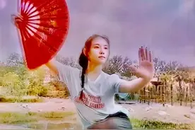 世界冠军也是活泼古怪的太极网红图片