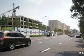 长春市民康路改造有个大变化，修了“慢行系统”，自行车可以蹬起来了图片