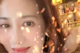 张光北老婆陈炜晒自拍，56岁风姿不减当年，暗戳戳秀恩爱好甜蜜图片